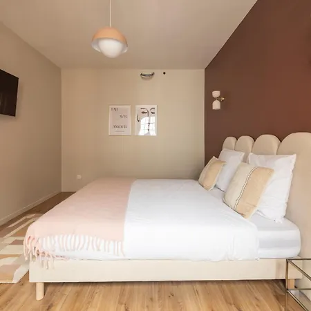 アパート Elegant, Fully-equipped, Air-conditioned Le Pré-Saint-Gervais